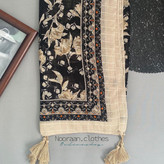 شال نخی گلدار کرم مشکی