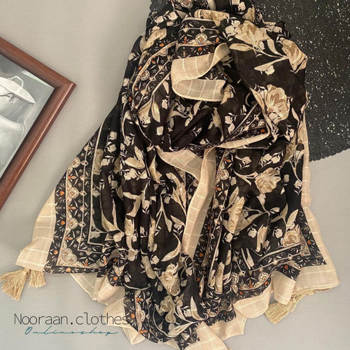 شال نخی گلدار کرم مشکی