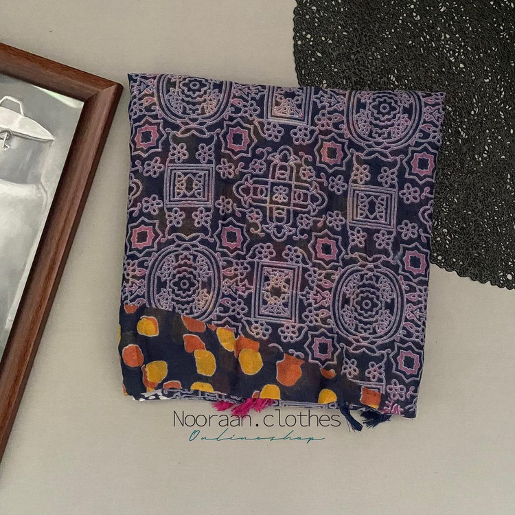 شال طرحدار میکس بنفش