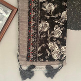 شال نخی گلدار ریز طوسی-مشکی