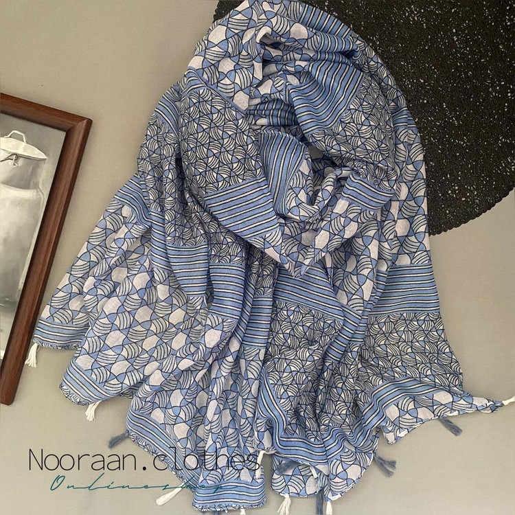 شال نخی طرحدار منگوله دار آبی