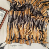 شال نخی طرحدار منگوله دار قهوه ای طوسی