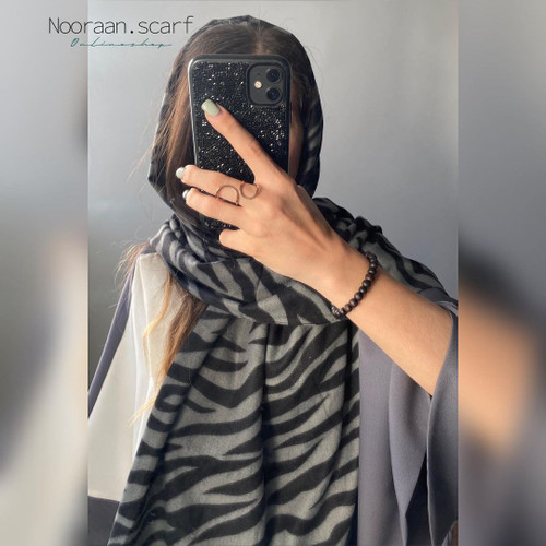 شال پاییزه موهر طوسی پلنگی
