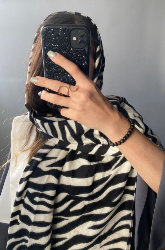 شال پاییزه موهر سفید مشکی پلنگی