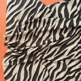 شال پاییزه موهر کرم مشکی پلنگی