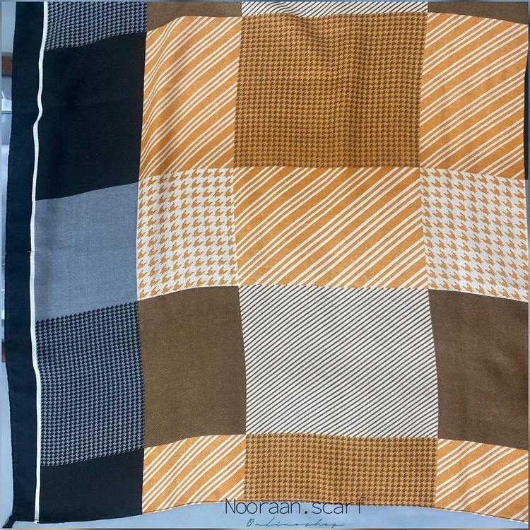 شال نخی پاییزه طرحدار کرم نارنجی 105301