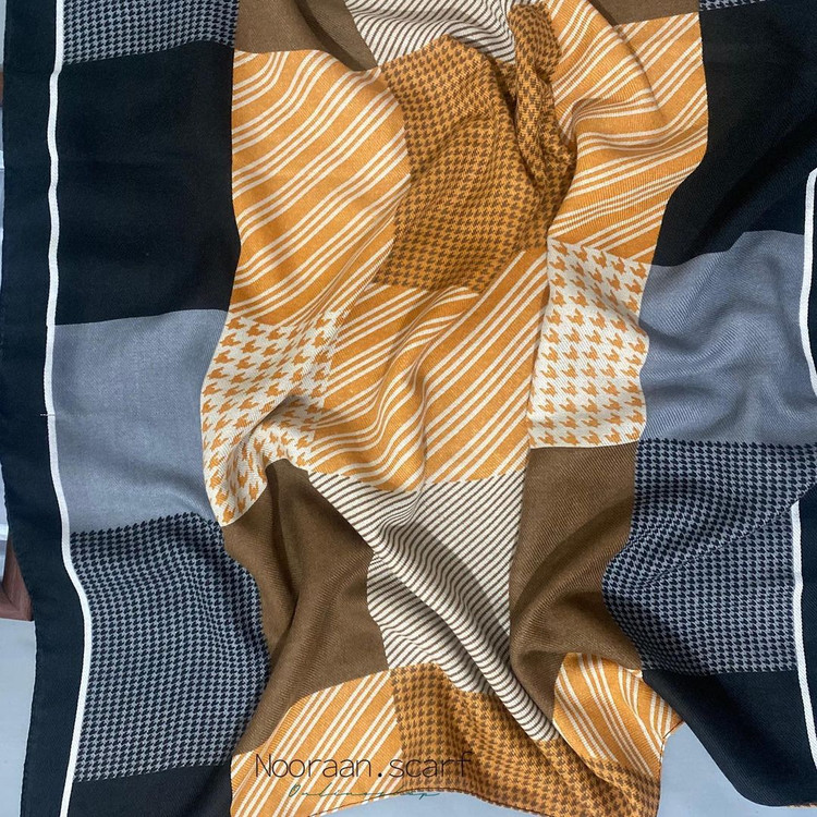 شال نخی پاییزه طرحدار کرم نارنجی 105301