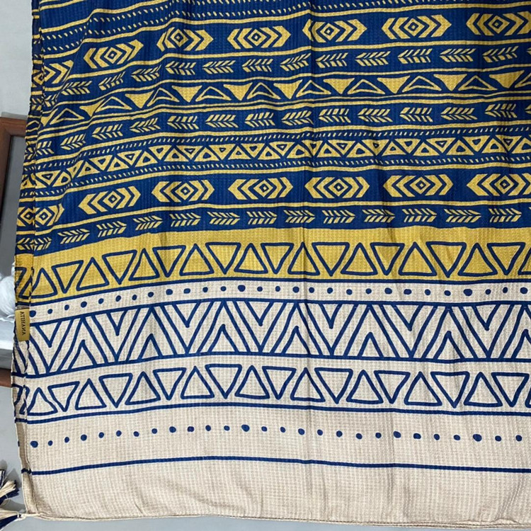 شال نخی پاییزه منگوله دار آبی 106004