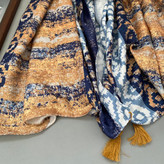 شال نخی منگوله دار خردلی  106706