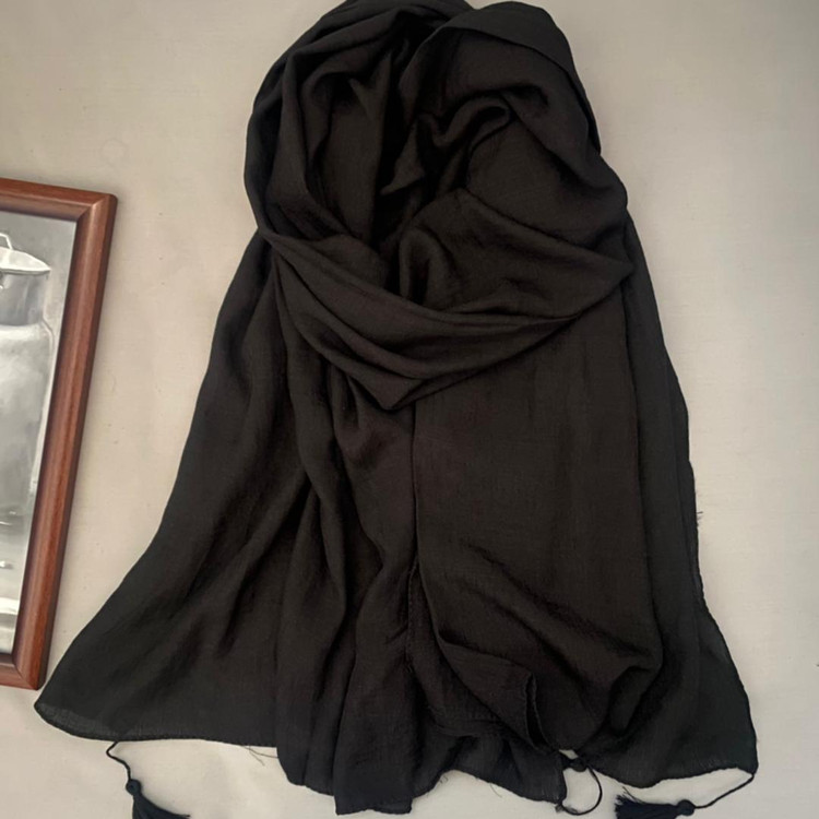 شال نخی اسلپ ساده مشکی 107101