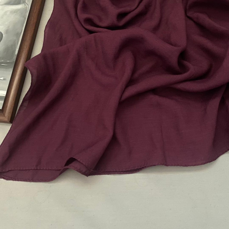 شال نخی اسلپ ساده بادمجانی 107103