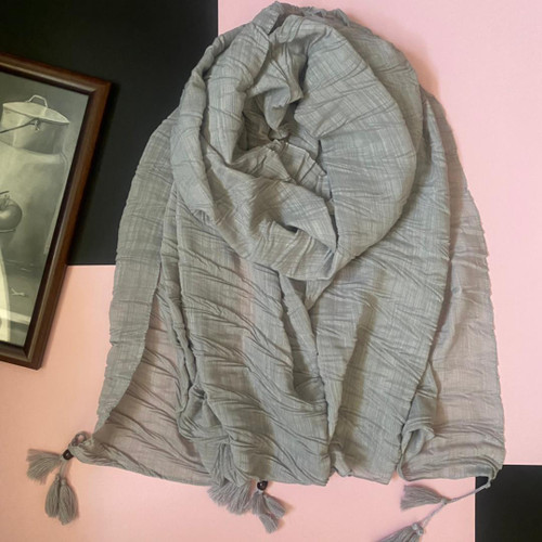 شال بهاره طوسی روشن ساده پلیسه 107211