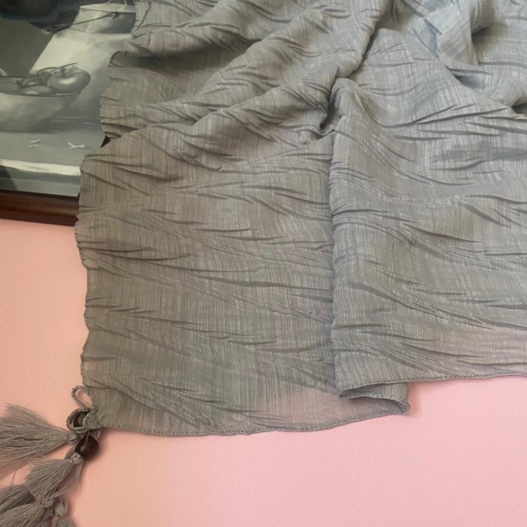 شال بهاره طوسی روشن ساده پلیسه 107211