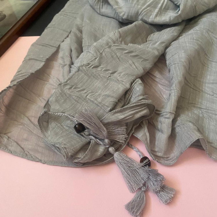 شال بهاره طوسی روشن ساده پلیسه 107211