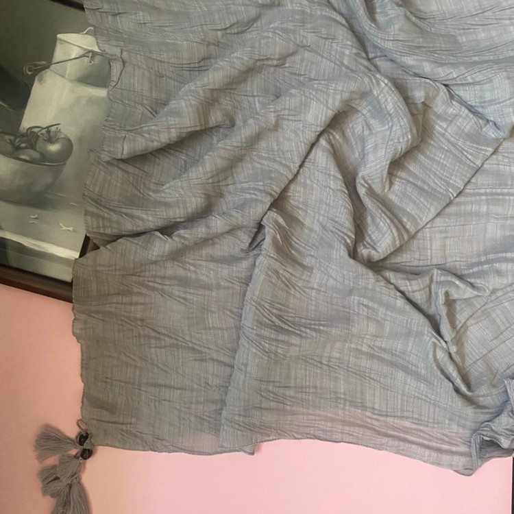 شال بهاره طوسی روشن ساده پلیسه 107211