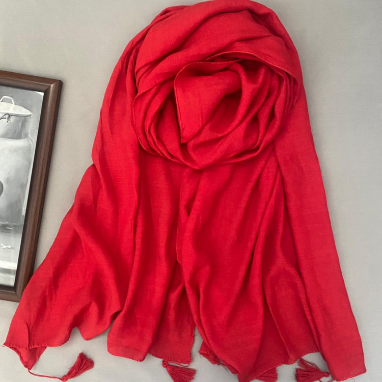 شال نخی بهاره قرمز ساده اسلپ 107113