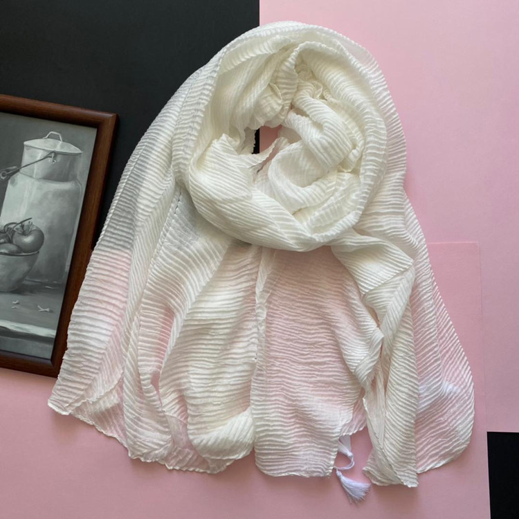 شال ساده پلیسه نخی سفید