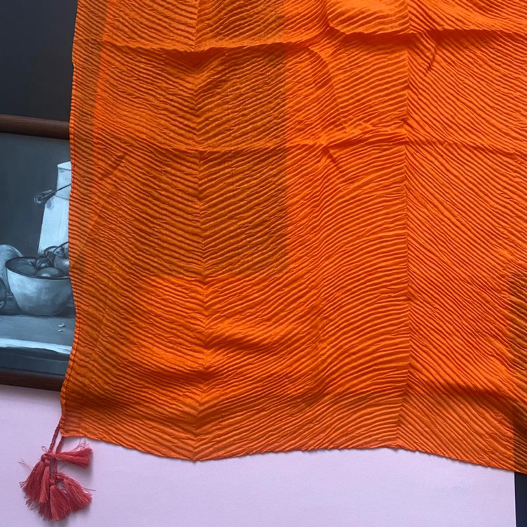 شال ساده پلیسه نخی نارنجی