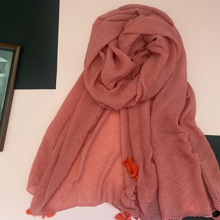 شال ساده پلیسه نخی صورتی