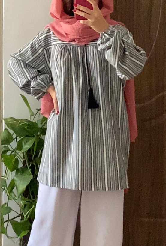 مانتو نخی جلو بسته طوسی - راه راه