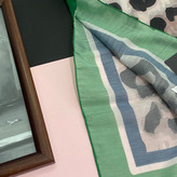 شال سبز پلنگی نخی