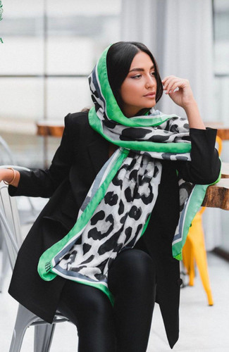 شال سبز پلنگی نخی