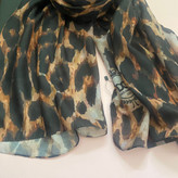 شال قهوه ای پلنگی نخی