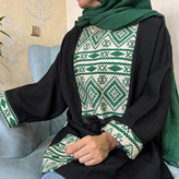مانتو ابروبادی مشکی خرج کار سبز سنتی