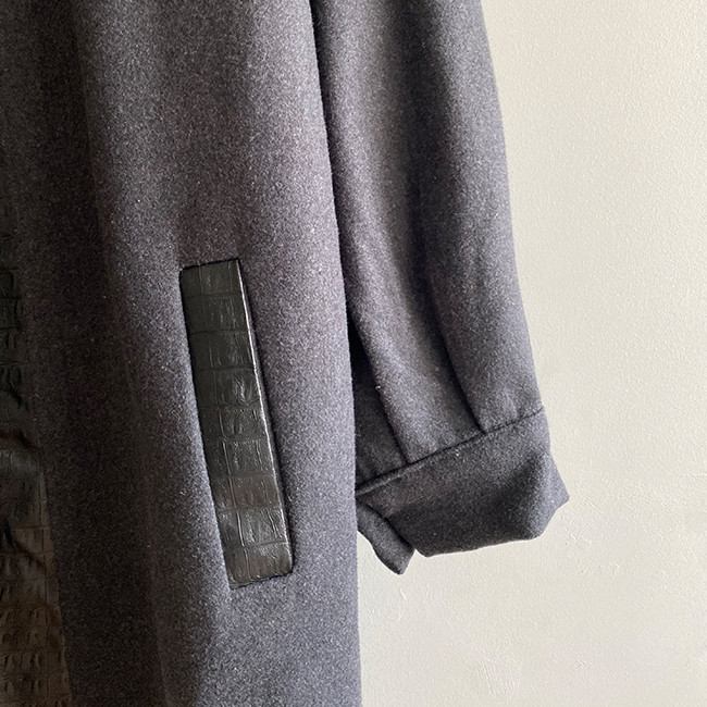 پالتو فوتر زنانه طوسی تیره خرج کار چرم