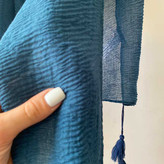 شال ساده پلیسه نخی آبی نفتی