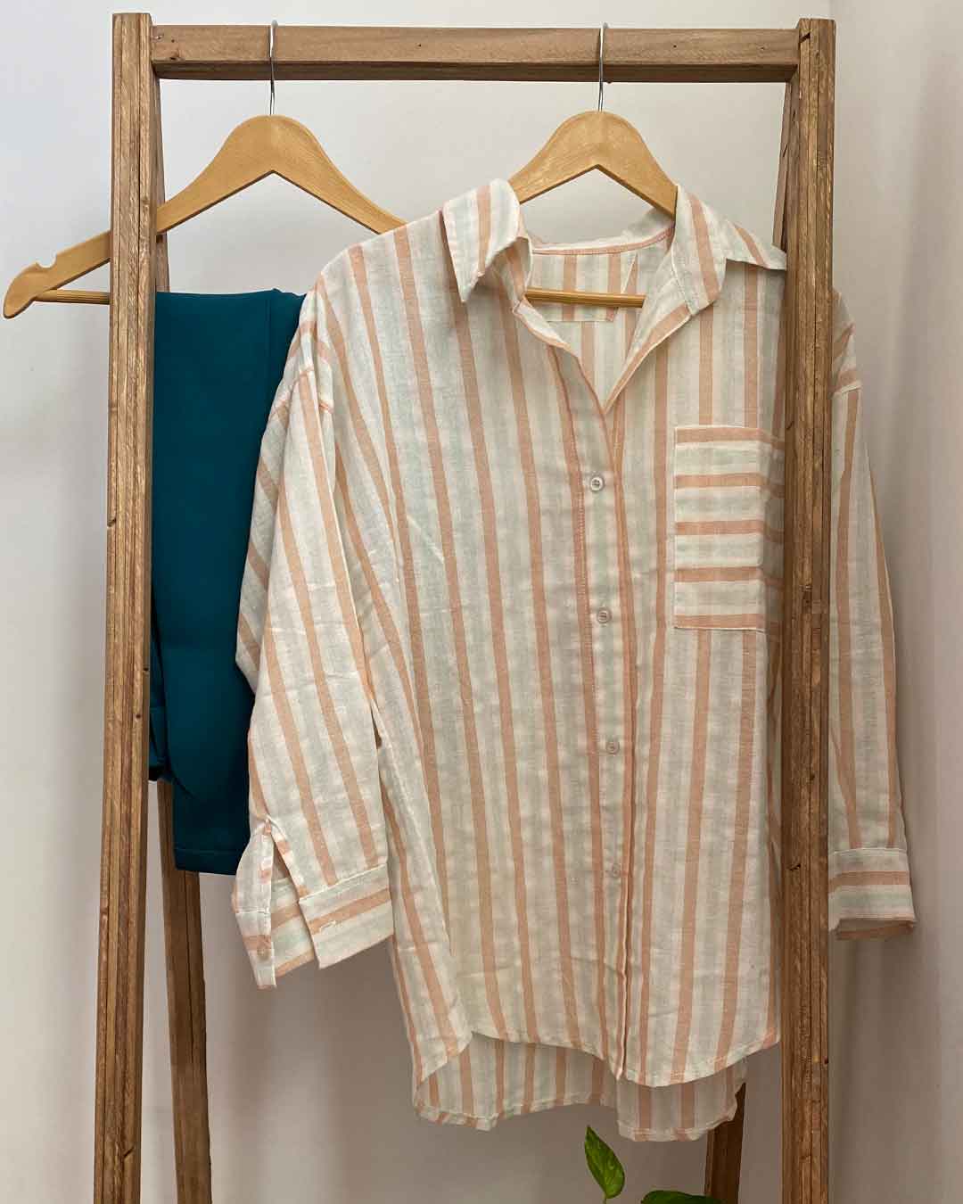 مانتو لینن راه راه گلبهی و سبز